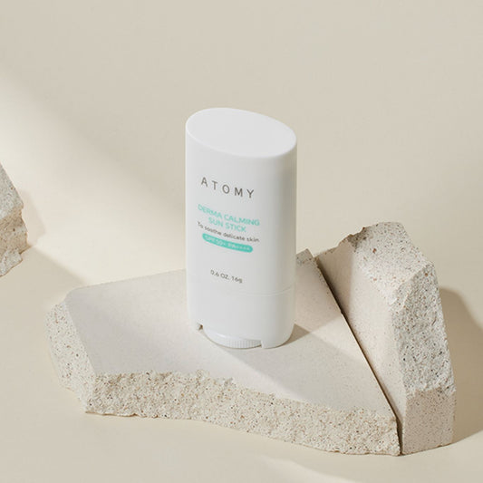 Atomy Derma Calming Sun Stick 16g mineral sunscreen with calamine and pink tone-up finish